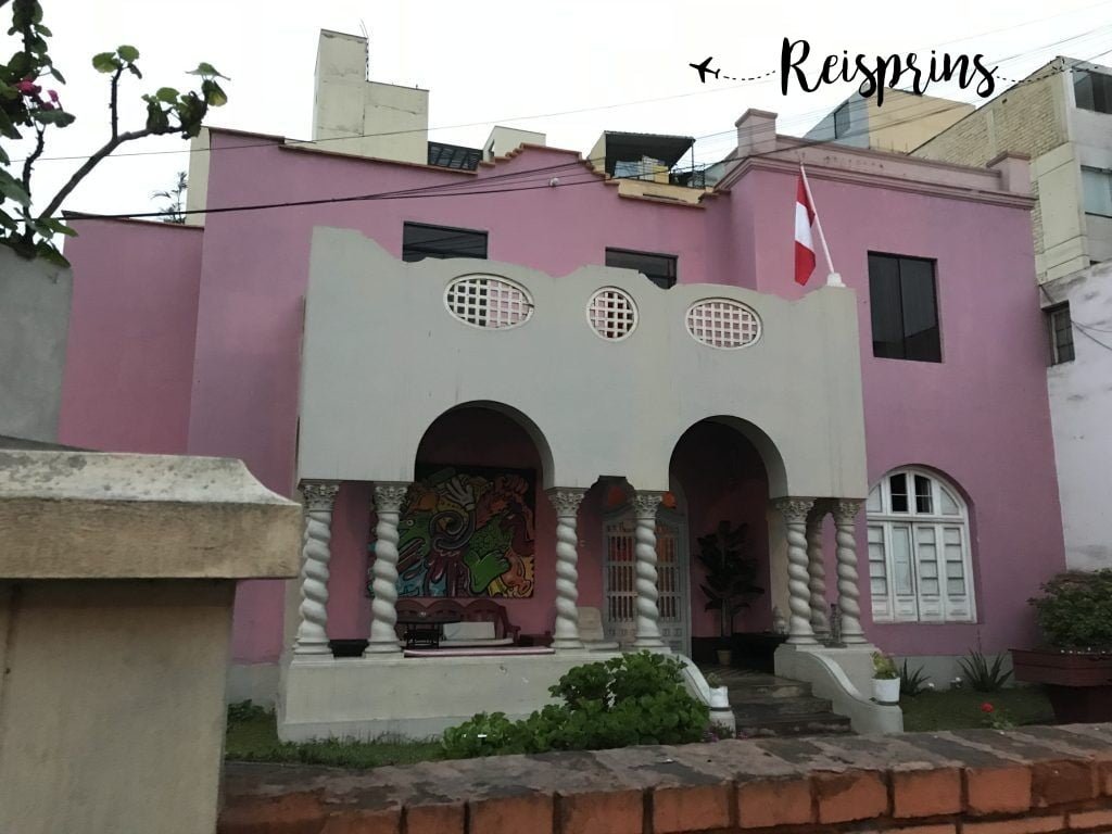 Ons eerste hostel van Peru lag in een van de betere wijken van Lima, Miraflores.